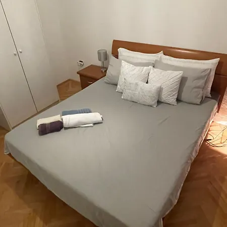 Apartman Robert Апартаменты Задар