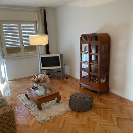 Apartman Robert * Задар