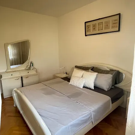 Apartman Robert * Задар