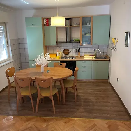 Апартаменты Apartman Robert