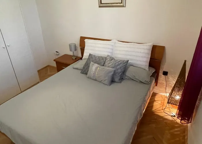 Apartman Robert * Zára