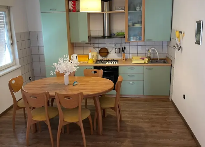 Lägenhet Apartman Robert